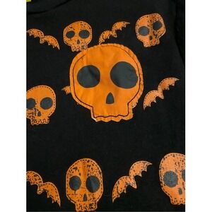NWOT Halloween Lite Wear‎ Skull and Bat T-shirt Size XL